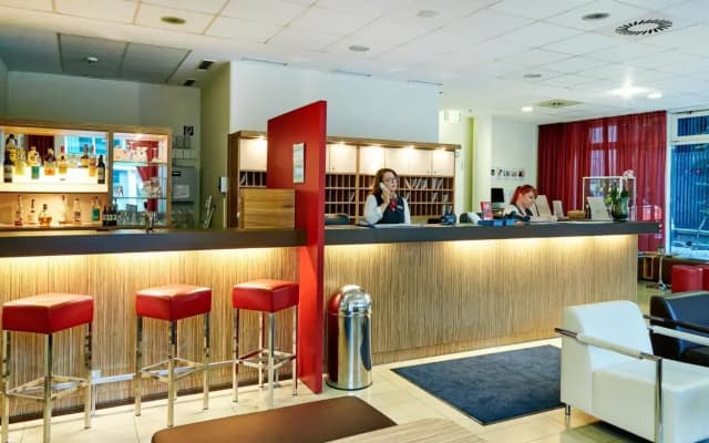 B&B HOTEL Berlin-Mitte - photo 2
