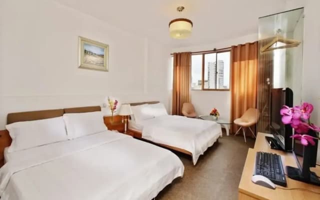 A Em 150 Le Thanh Ton Hotel - photo 3
