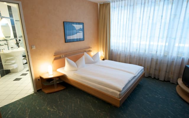 City Hotel Berlin East - photo 3