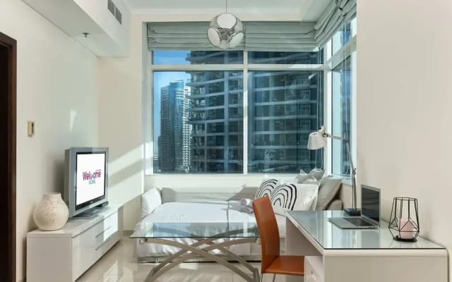 Beautiful 1BR with sunset view - photo 4