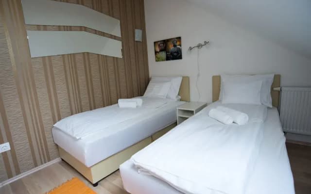 Enjoy Budapest Aparthotel - photo 2