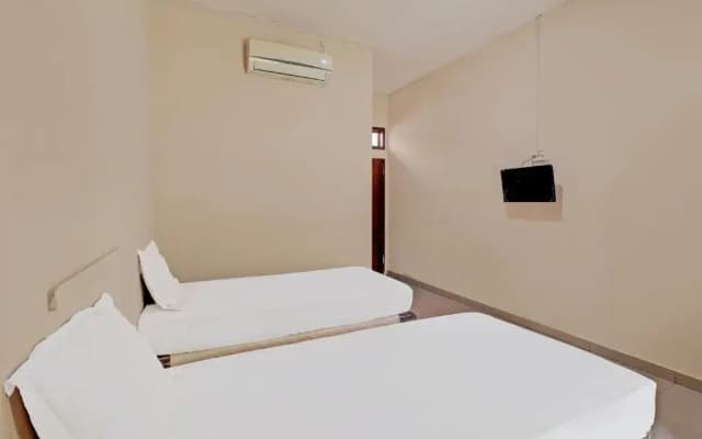 OYO 92017 Sari Agung Hotel - photo 2