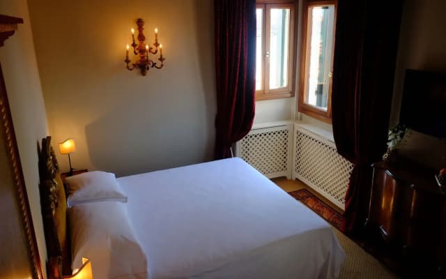 Hotel La Calcina - photo 4