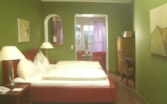 Raunak International Hotel - photo 3