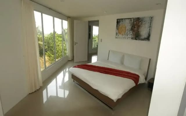 Lanta Loft Apartment 2B - photo 2