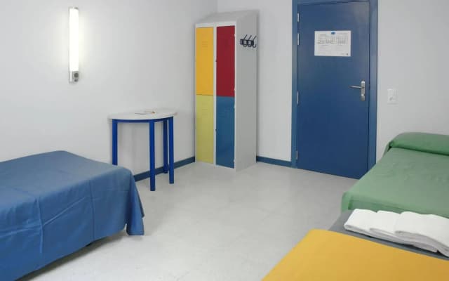 Hostal Welcome - photo 4
