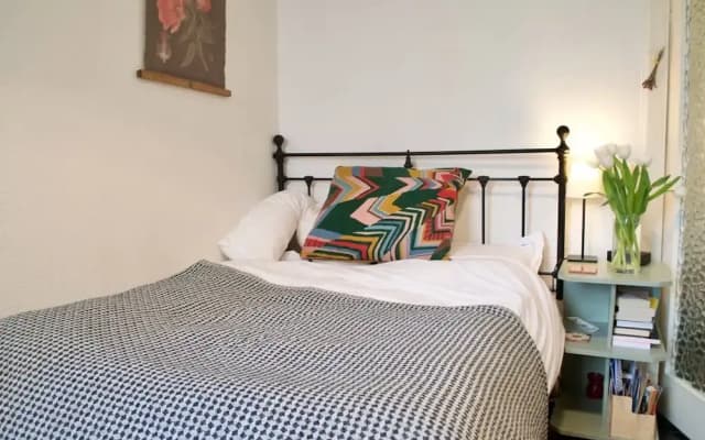 1 Bedroom Flat With Central Location - photo 5