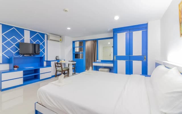 Collection O Siam Privi Hotel - photo 3