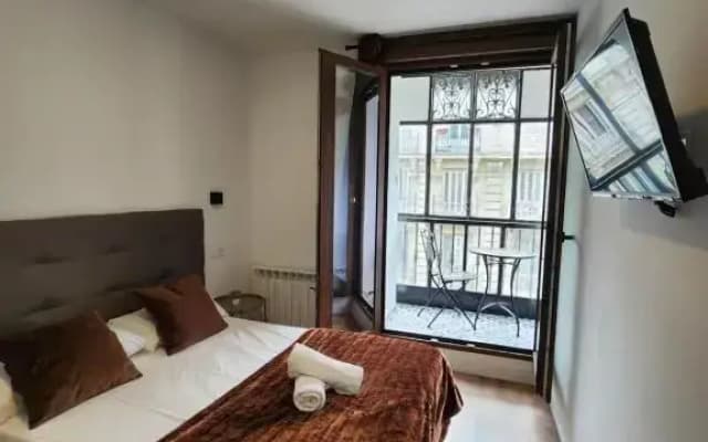 Asathome Arenal Madrid Apartment - photo 5