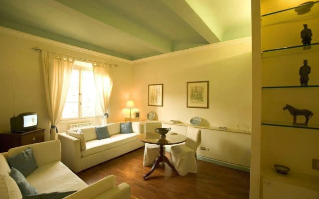 VipFlorence - photo 3