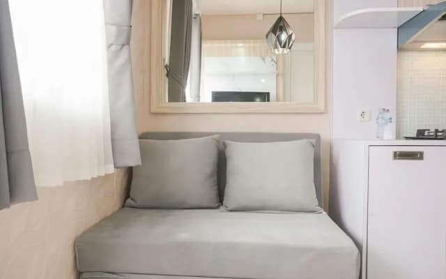 Vibrant 2Br With Sofa Bed Apartment At Green Pramuka City - photo 2