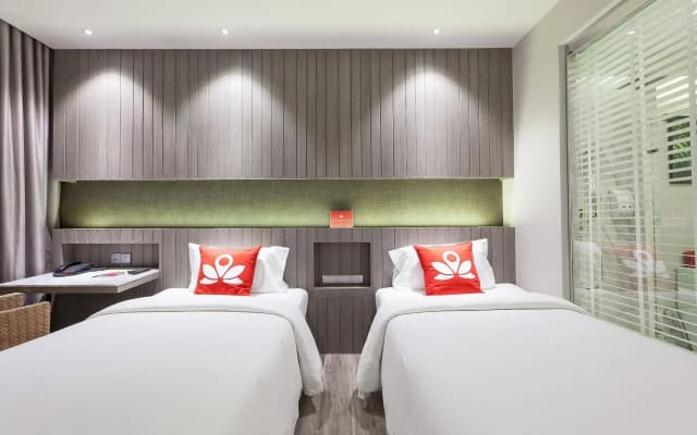 Zen Premium Patak Karon Beach - photo 2