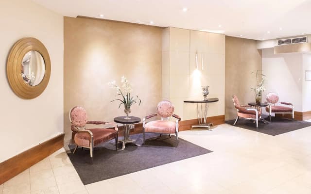 Seasons Darling Harbour Sydney Apartments - photo 2