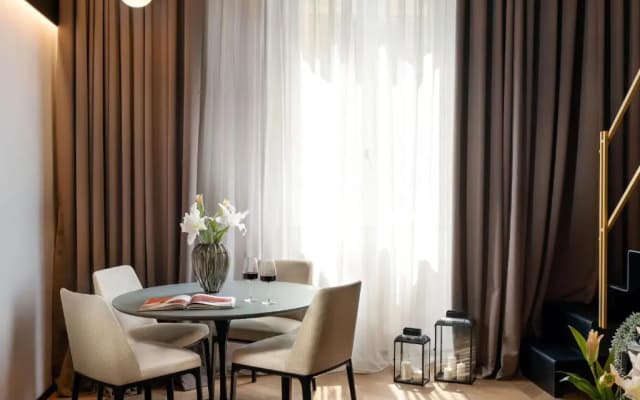 Arts & Crafts Apartments - photo 3