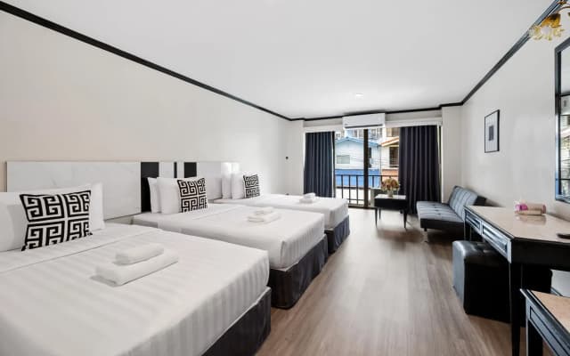 Town In Town Garden Resort - photo 4