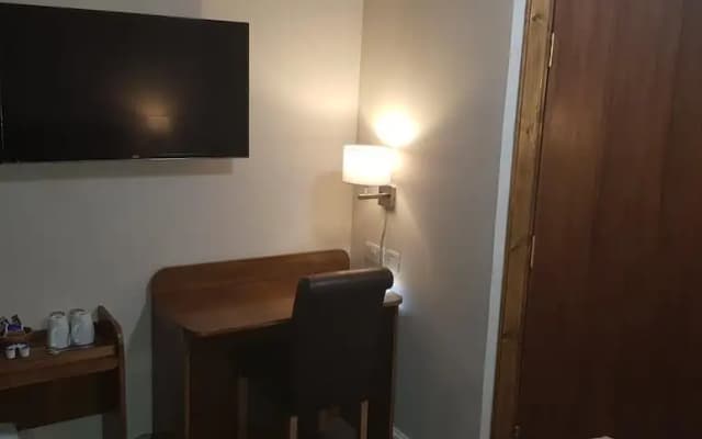 Mayfair House - photo 2