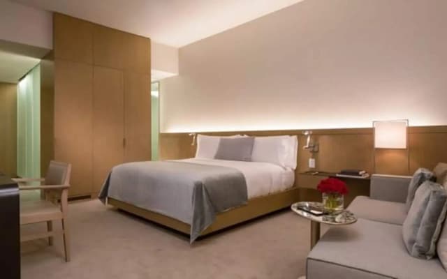 The Knickerbocker Hotel - photo 5