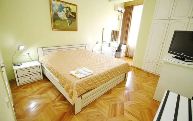 Hotel Penthouse - photo 2