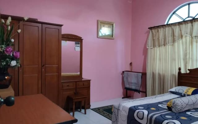 Homestay YatiMizi (Bungalow Station 18, Ipoh) - photo 5
