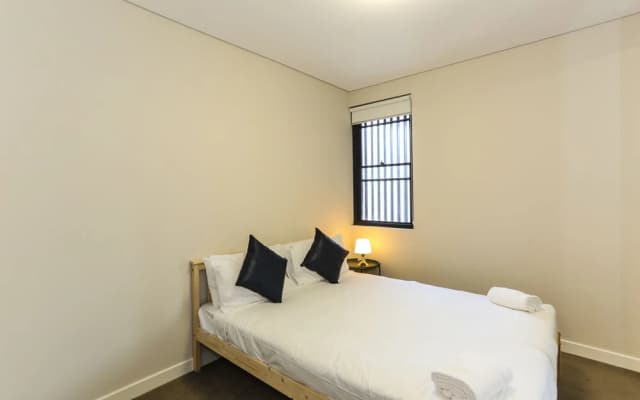 Spacious Apartment at Waitara - photo 2