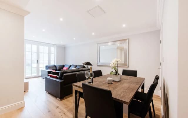 No 15 Luxury New Duplex Apartment - photo 4