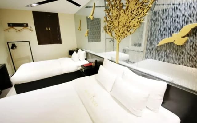 Bago Hotel - photo 2