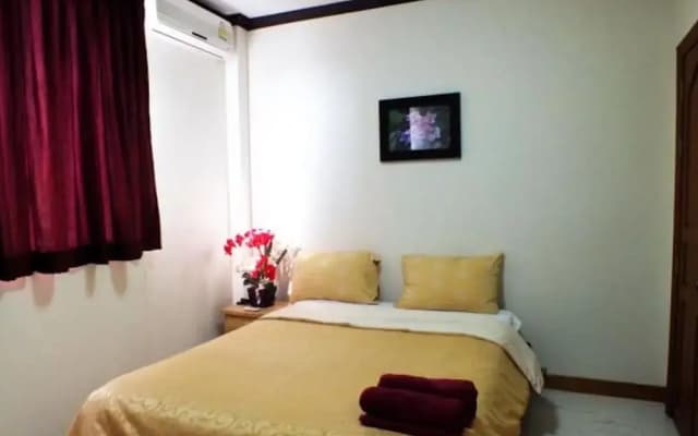 4 Bedroom Private Pool Bungalow Walking Street 15 Min Ride Away - photo 3