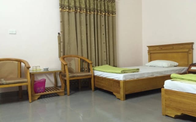 Central Halong Hotel - photo 2