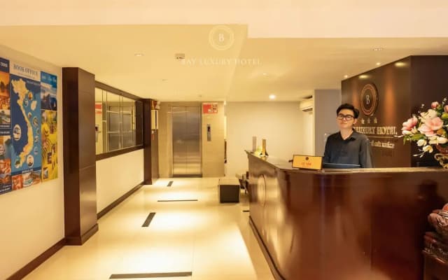 Bay Luxury Hanoi Hotel - No 9 Nguyen Truong To - photo 2