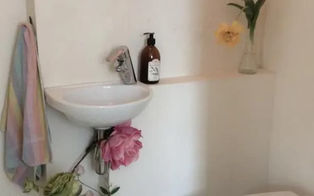 Luxury Canal View Design Apartment - photo 4