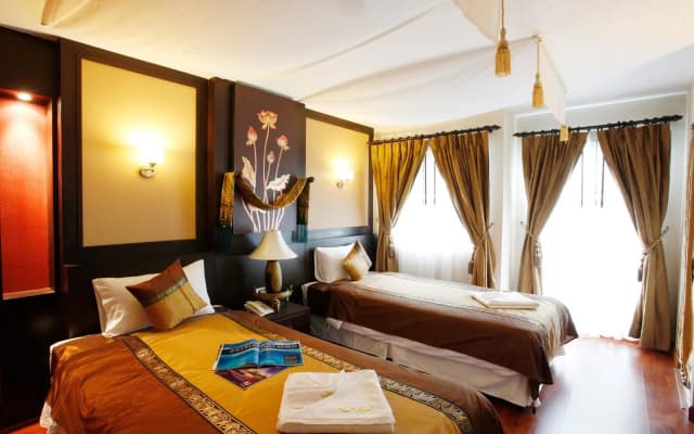 Mirth Sathorn Hotel - photo 5