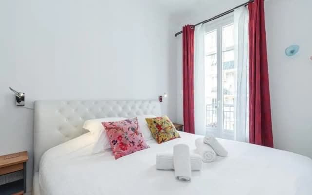 BH - CHARMANT 3 PIECES - Place Garibaldi 4 Personne - photo 2