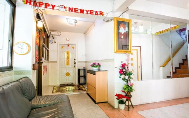 Gedkanok Apartment - photo 4