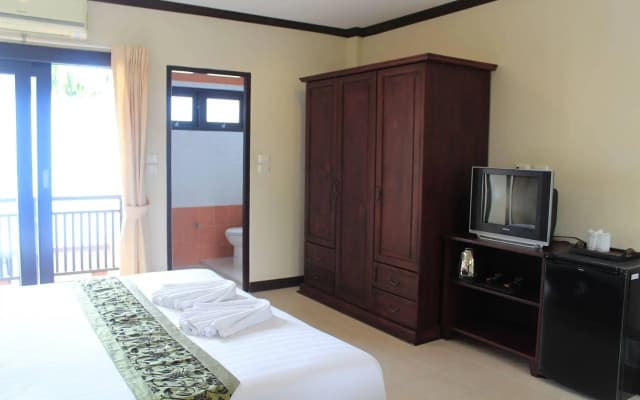 Garden Home Resort - photo 2