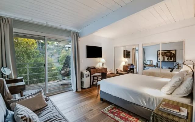 Pacific View Drive - photo 2