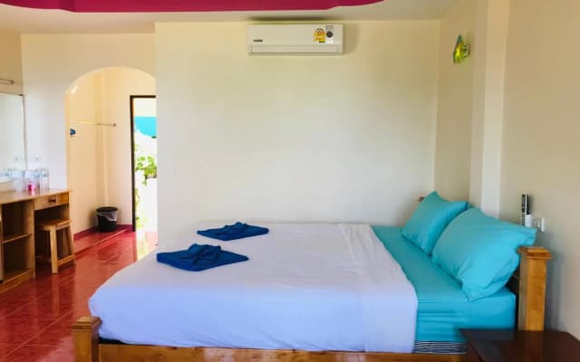 Phangan Dragon Hut Resort - photo 3