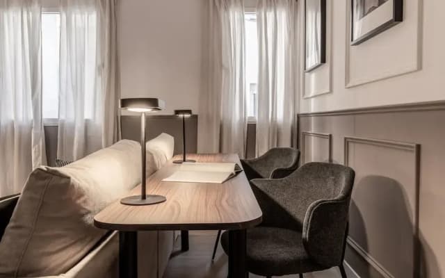 Adelfas - 2 Bedroom in Rios Rosas - photo 4