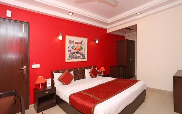 OYO 2082 Dwarka - photo 2