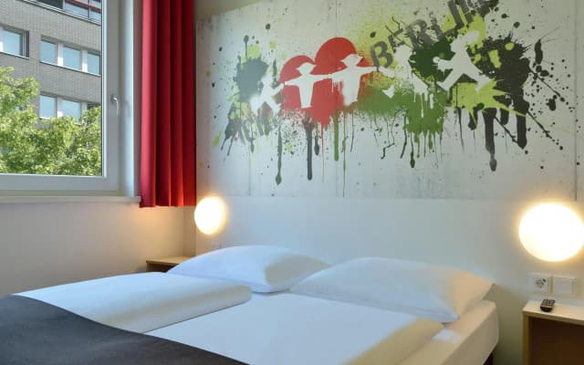 B&B Hotel Berlin-Potsdamer Platz - photo 2