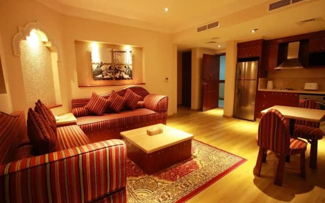 Al Liwan Suites Rawdat Al Khail - photo 2