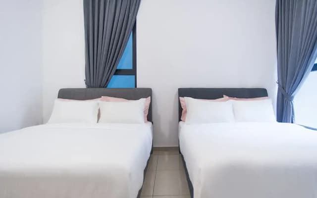 A6 STUNNING Suites Atlantis-Pool View-Jonker Melaka - photo 2