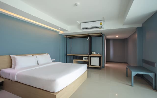 Nora Lakeview Hotel - photo 3