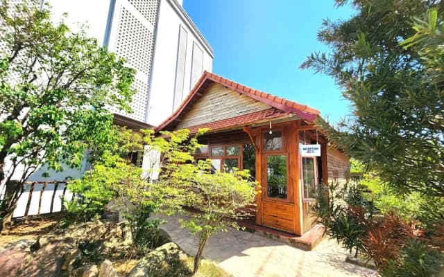 Sunny Shore Resort - photo 3