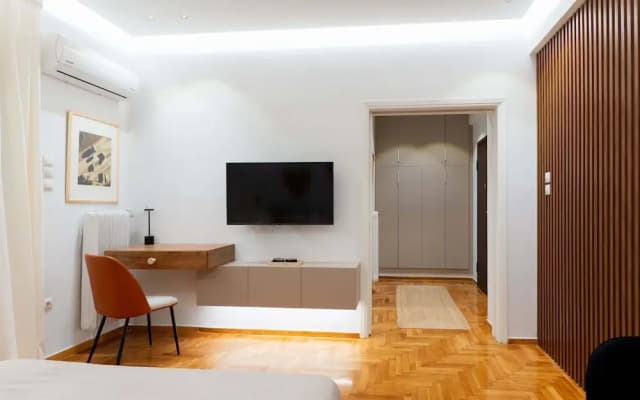 Phaedrus Living Kolonaki Maple Residence - photo 2