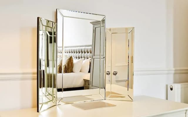 JOIVY Luxury George Street Apartments: Edinburgh Suite - photo 2