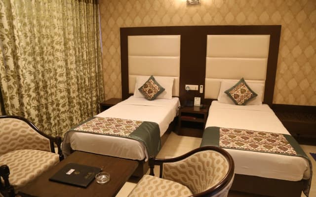 Amar Inn - photo 3