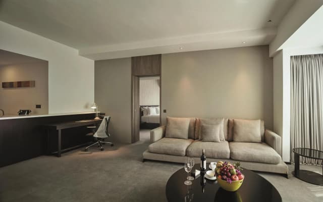 G Hotel Gurney - photo 5