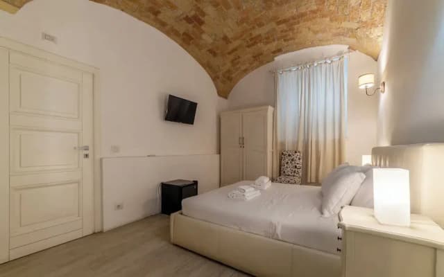 Major 93 Guesthouse - photo 5