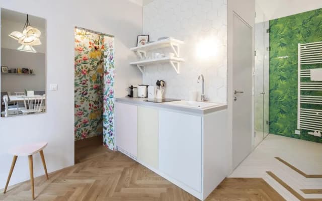 Fox-Box Apt. - photo 2