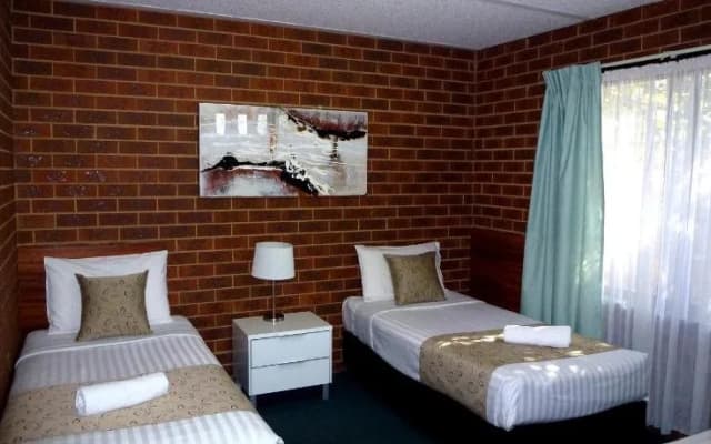Healesville Motor Inn - photo 3